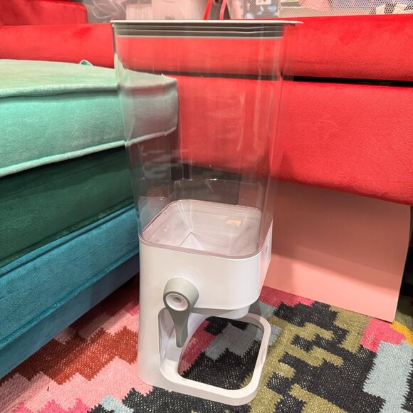 OXO Good Grips® Countertop Cereal Dispenser (Missing Tray)/ White - Picture 4 of 14